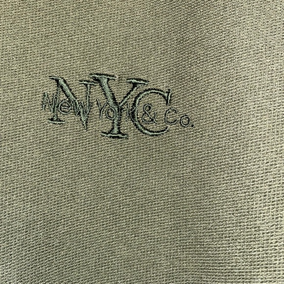 •NEW YORK & COMPANY•ARMY GREEN RELAXED FIT SCOOPNECK SHORT SLEEVE TEE SIZE XL - Picture 3 of 7